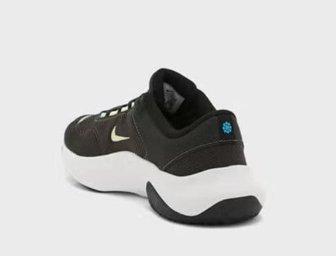 حذاء ليجند ايسينشال 3 ان ان size-43 EU  ..