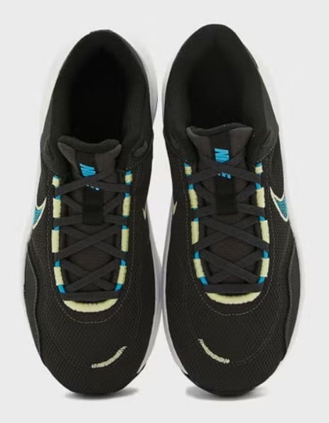 حذاء ليجند ايسينشال 3 ان ان size-43 EU  ..