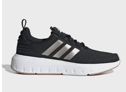 حذاء من أديداس  للنساء size-40.2/3-EU  ...