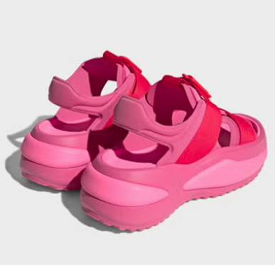 صندل حذاء للنساء من اديداس size-40-1/2-EU    ....