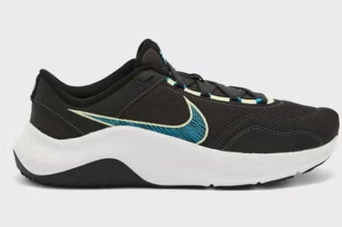 حذاء ليجند ايسينشال 3 ان ان size-43 EU  ..