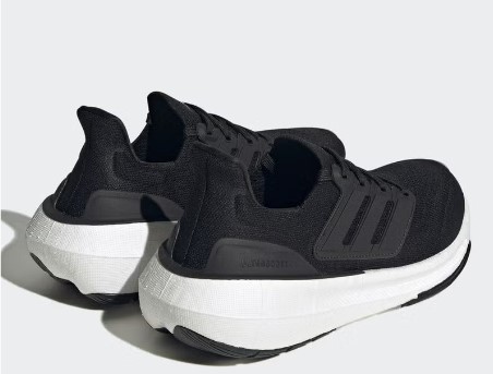 حذاء ألترا بوست لايت للنساء من اديداس size-40 EU