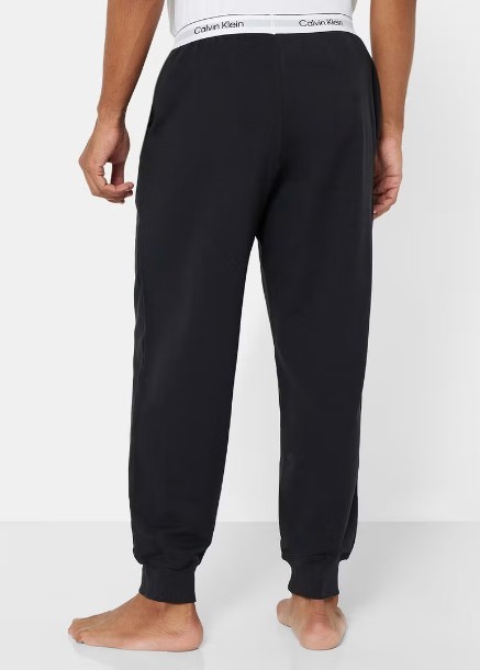 بنطال رياضي للرجال من كالفن كلاين size-L