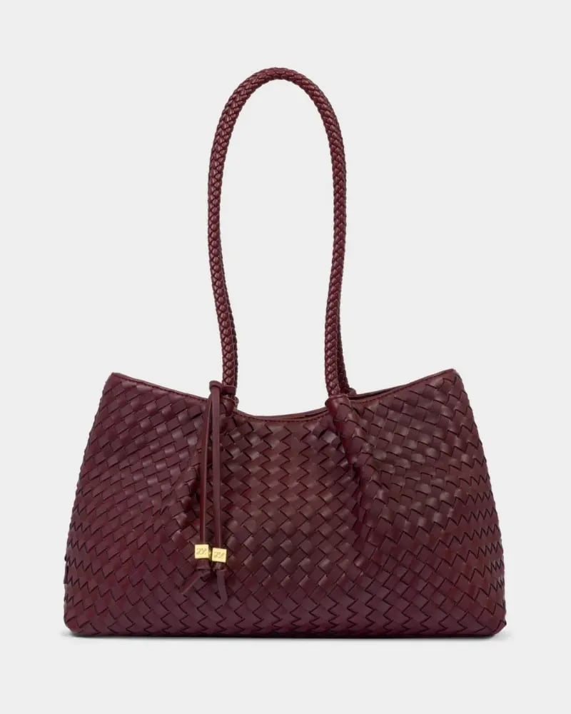 حقيبة كتف نوفا الصغيرة المنسوجة - شيري | Nova Hand Woven Small Shoulder Tote - Cherry