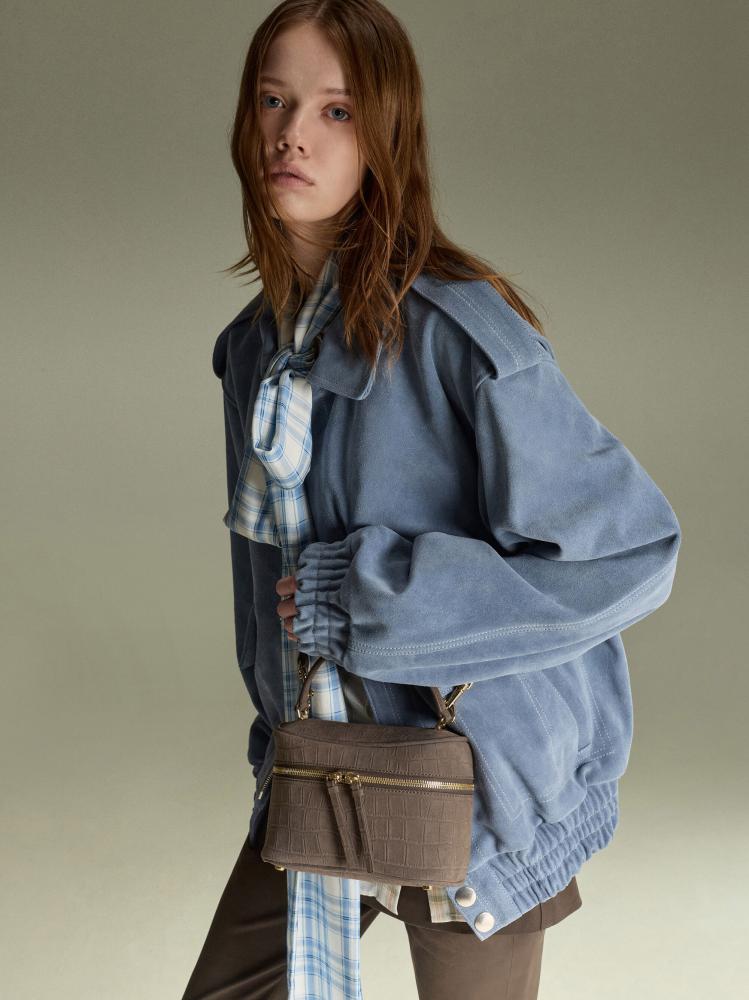 حقيبة بانزي فانيتي بنقش الكروك - رمادي حجري | Pansy Croc-Effect Vanity Bag - Stone Grey