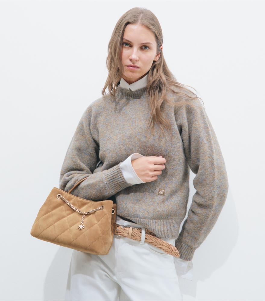 حقيبة فليمنق الصغيرة شامواه توفي من توري بورش | Tory Burch Small Fleming Suede Carryall
