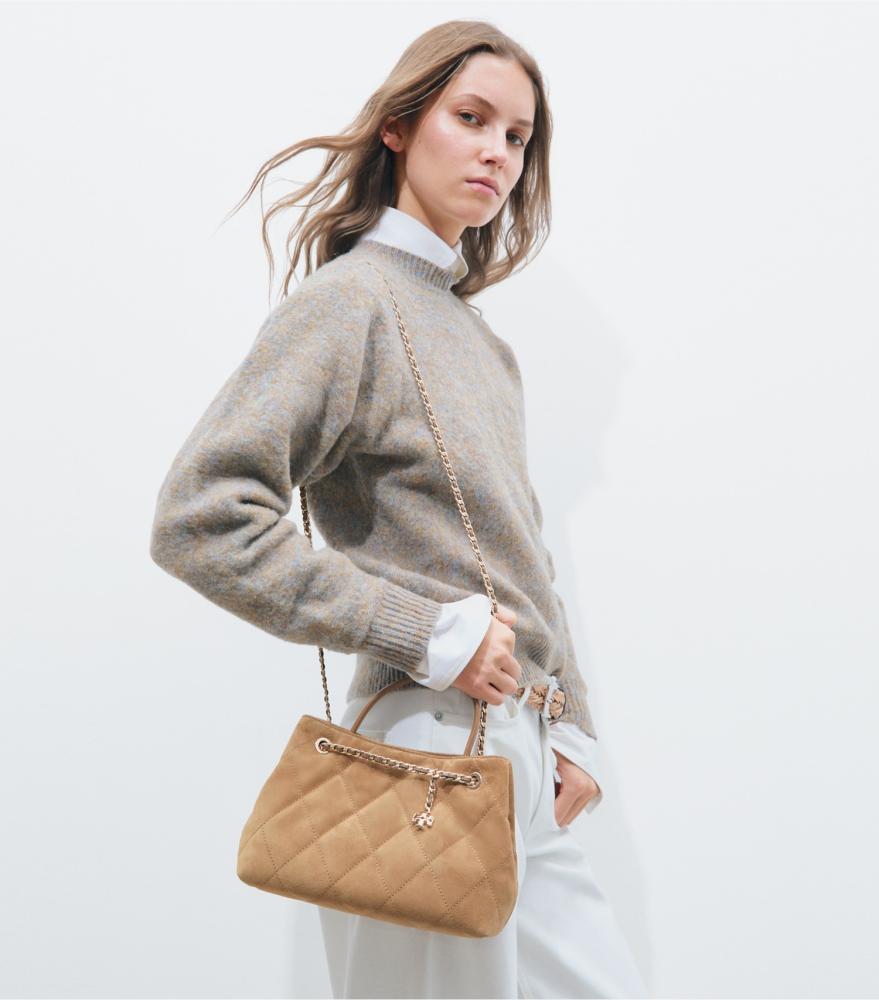 حقيبة فليمنق الصغيرة شامواه توفي من توري بورش | Tory Burch Small Fleming Suede Carryall