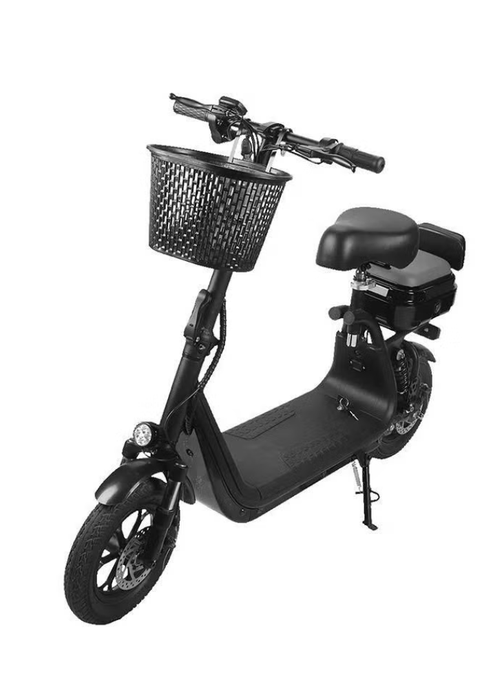 سكوتر كهربائي DENX DX2704 بمحرك 500 واط، سرعة 30 كم/ساعة، وإطارات هوائية 12 بوصة مع بلوتوث ومكبرات صوت.