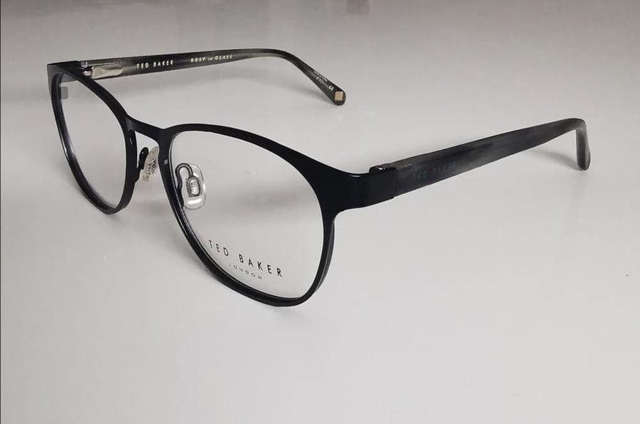 نظارة تيد بيكر Ted BakerB  969 001