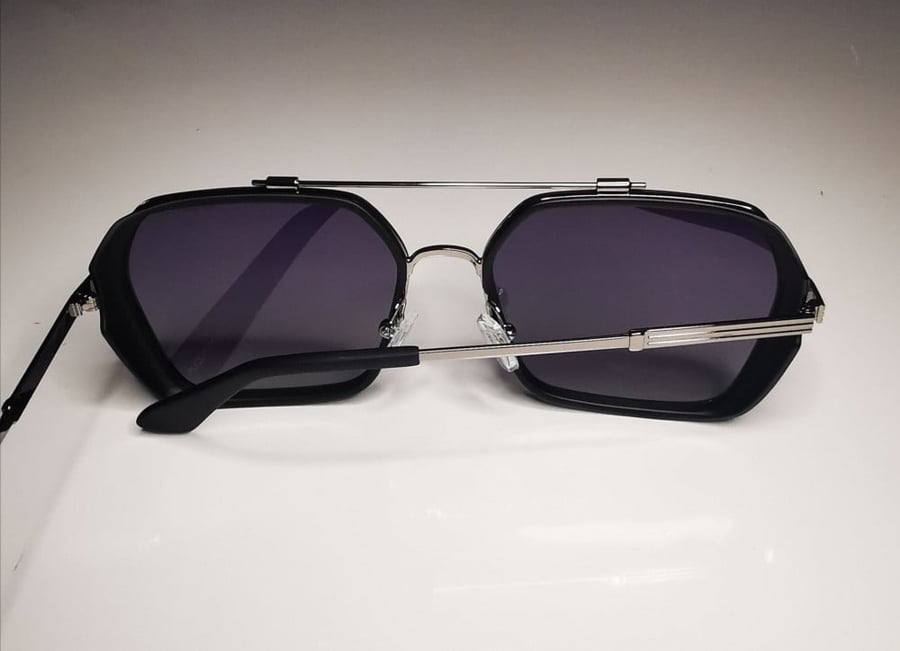 SUN GLASSES POLARIZED GRAY نظارات شمسية بولارايز طبية