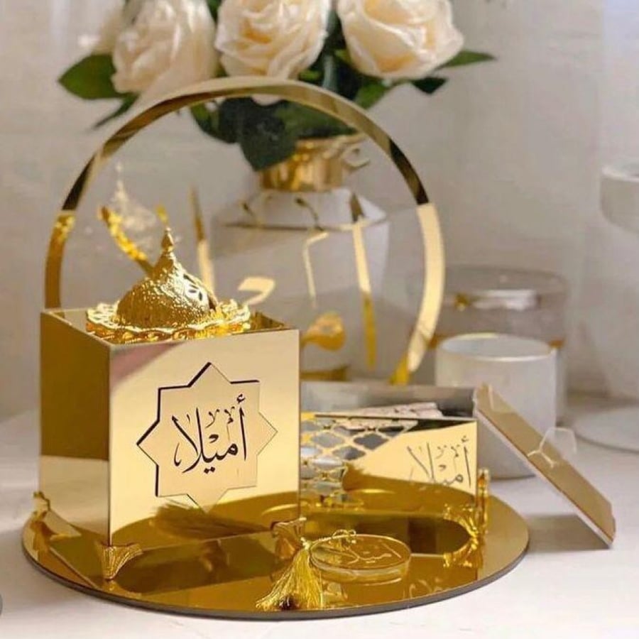 مبخرة اكريلك مع صندوق وصحن وكتابة اسم حسب الطلب