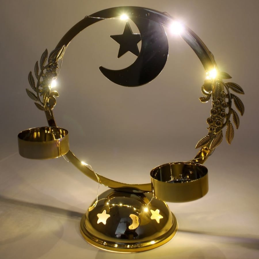 شمعدان رمضان على شكل هلال ونجمة مضيئ