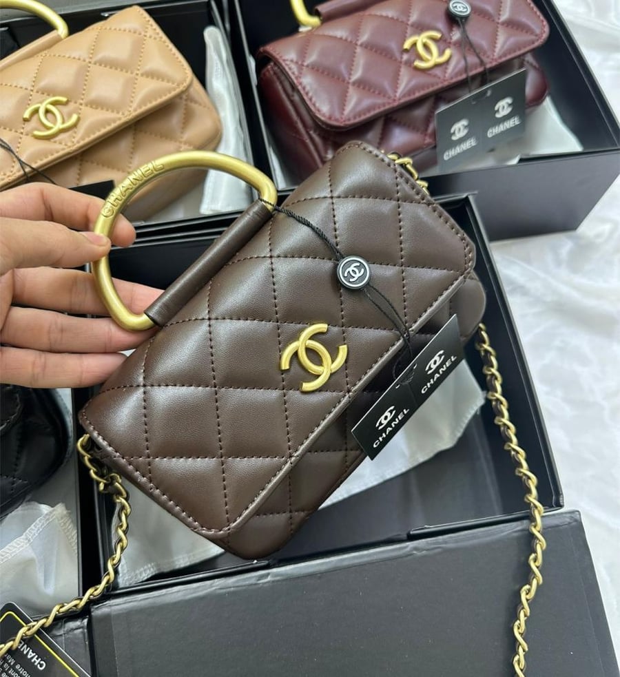 Elegant classic bag
