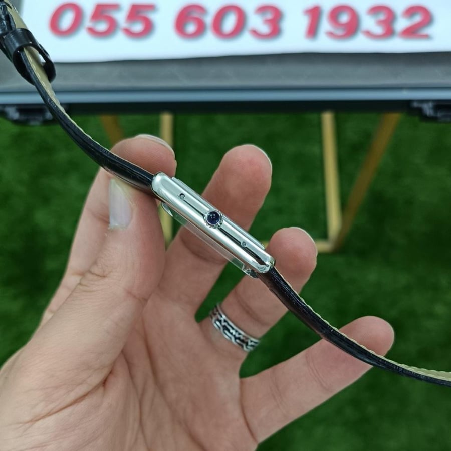 كم اسعار ساعات كارتير تانك