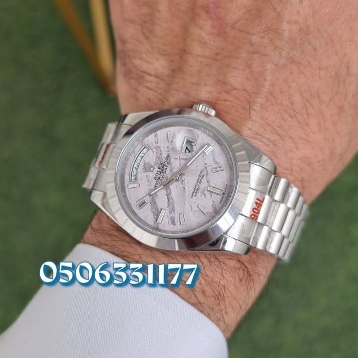ساعات رولكس تاريخ ويوم