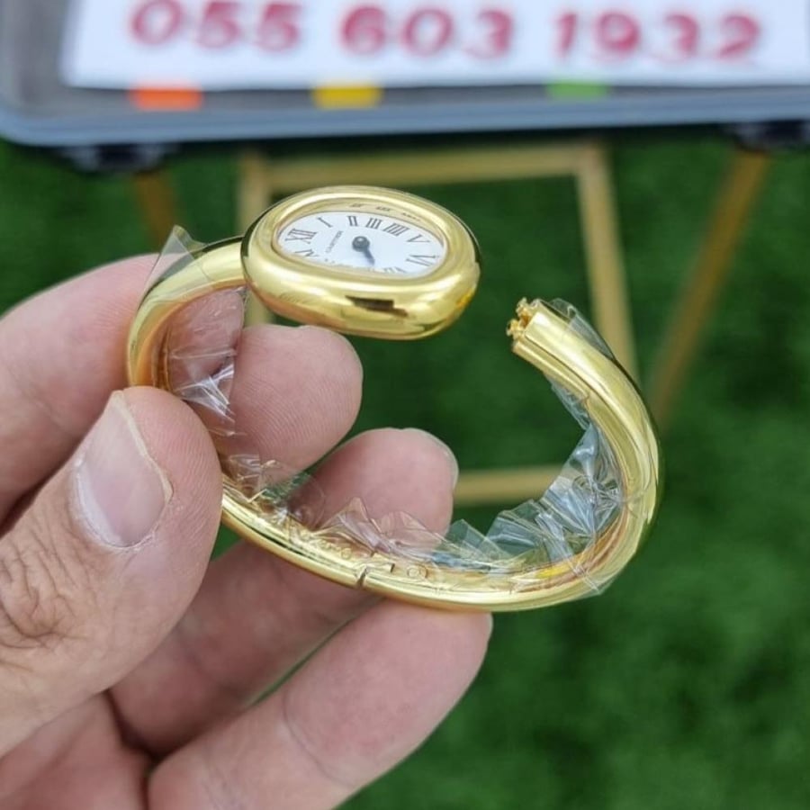 شراء ساعة كارتير بينوار ذهبية