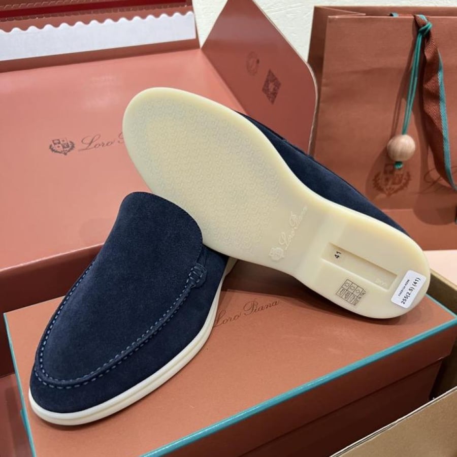 كاجوال Loro Piana