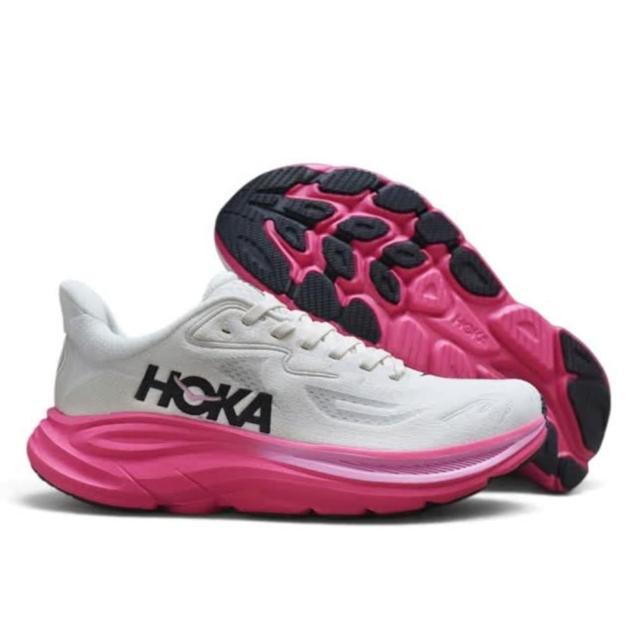 HOKA Clifton 10