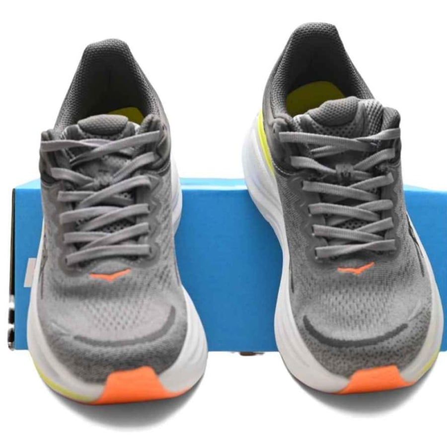 HOKA ONE ONE BONDI 9