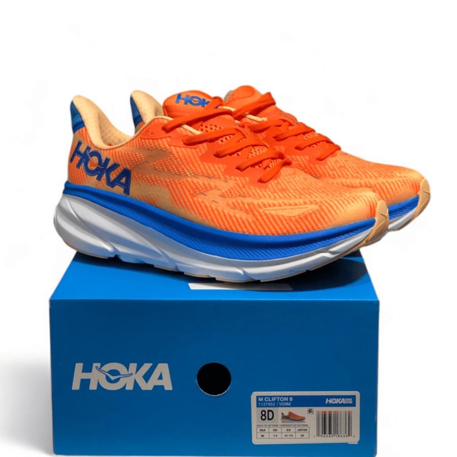 HOKA Clifton 9