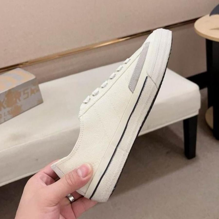 جولدن جوس Golden Goose