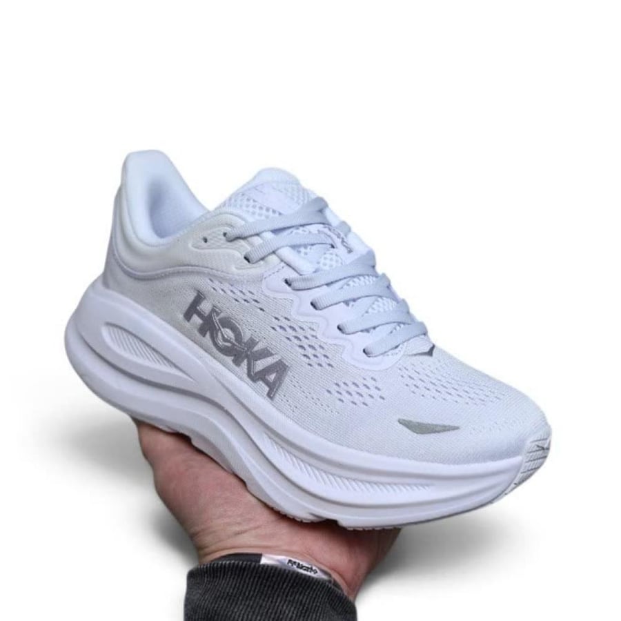 HOKA ONE ONE BONDI 9