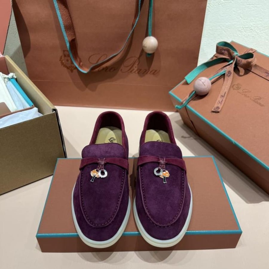 كاجوال Loro Piana