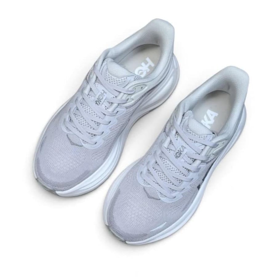 HOKA ONE ONE BONDI 9