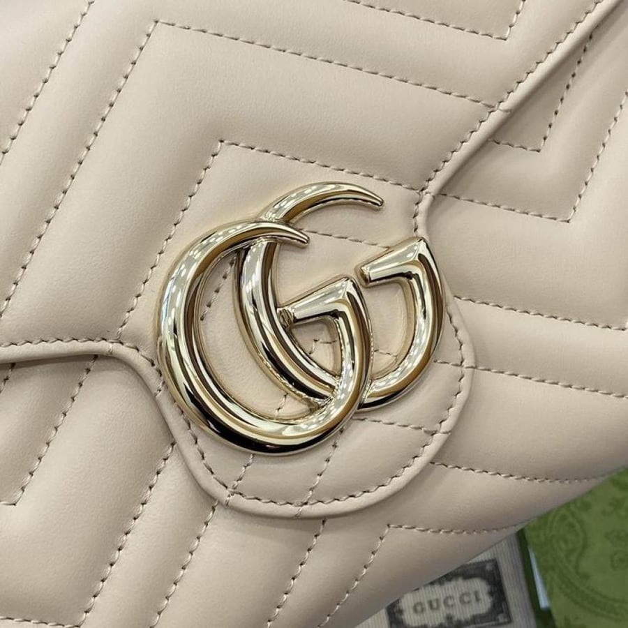 شنطة جوتشي جي جي مارمونت Gucci GG Marmont
