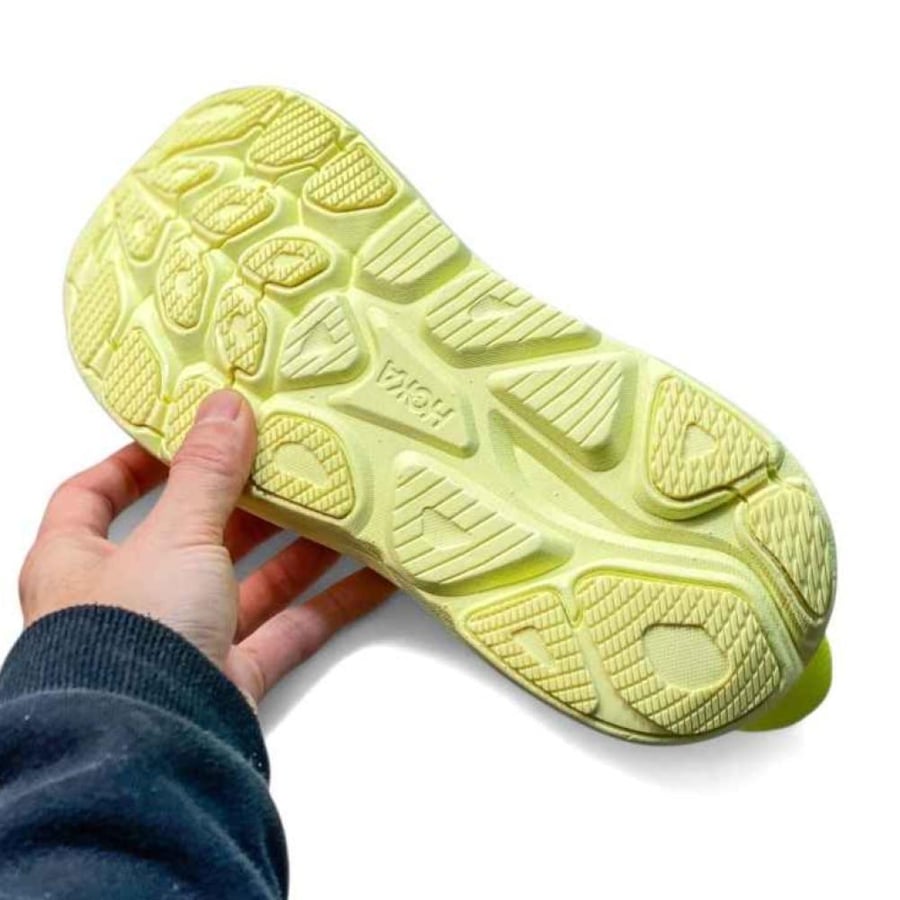 HOKA Clifton 10