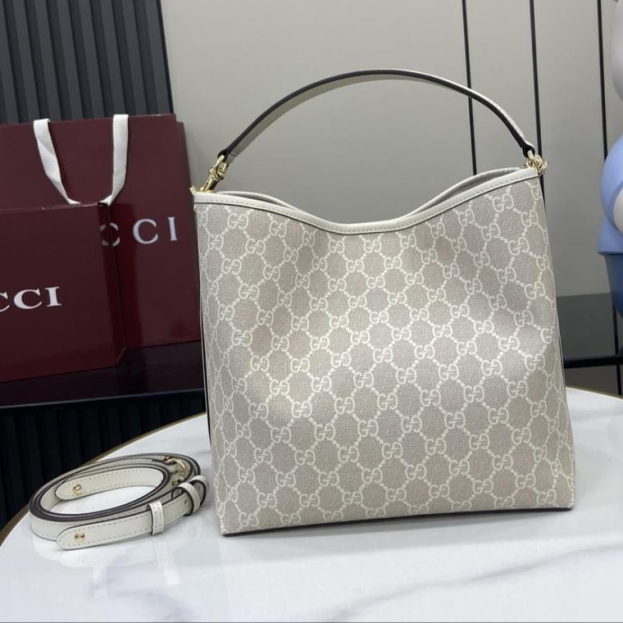 شنطة جوتشي ميني باكت GUCCI mini bucket bag