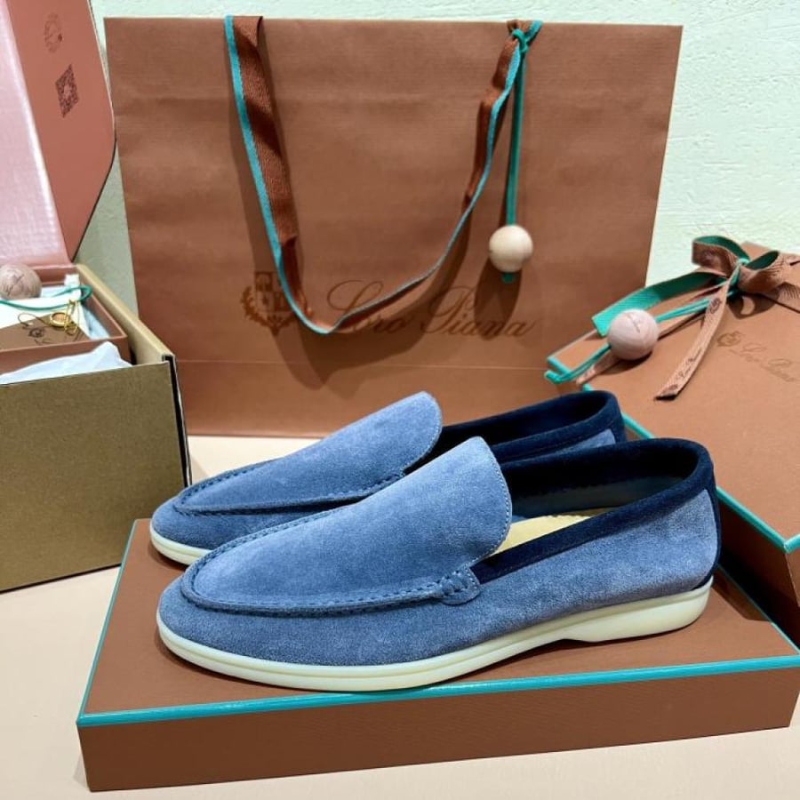 كاجوال Loro Piana