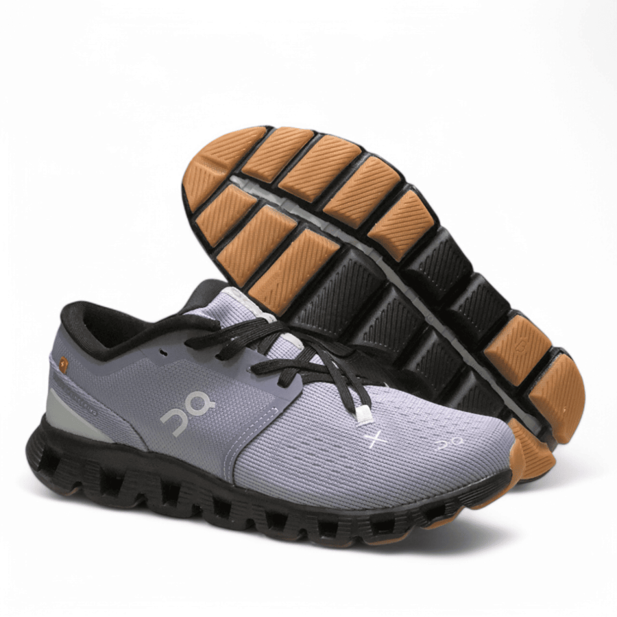 حذاء  On Cloud X4