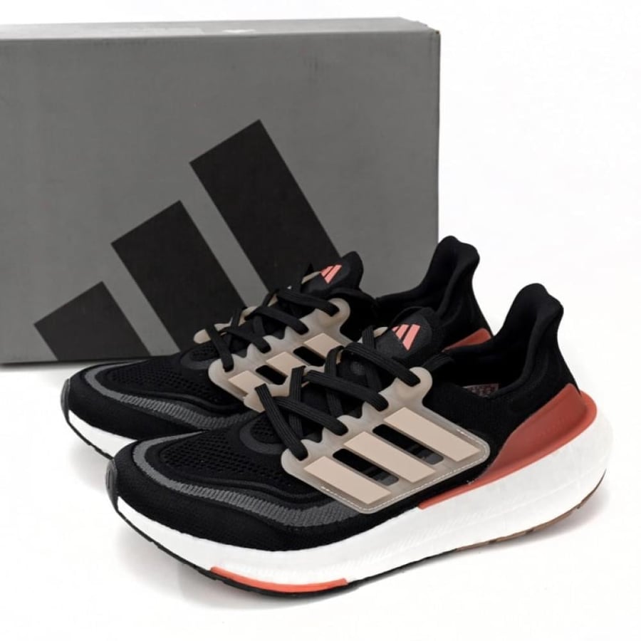 Adidas Ultra Boost 23