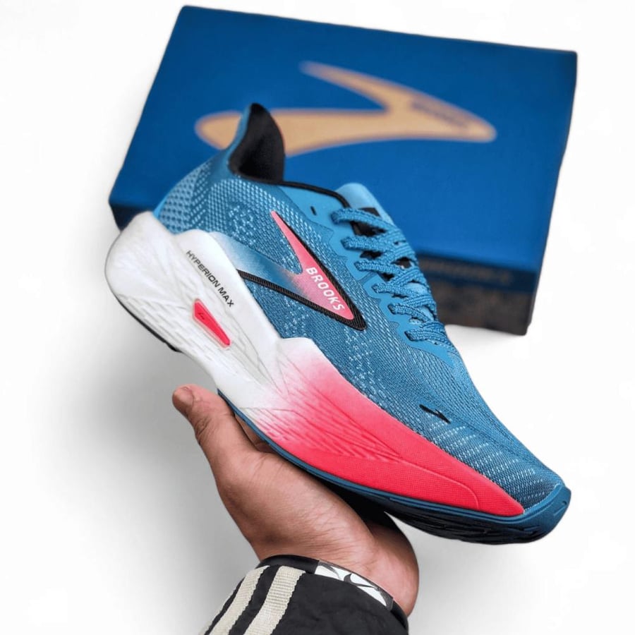 Brooks Hyperion Max 2