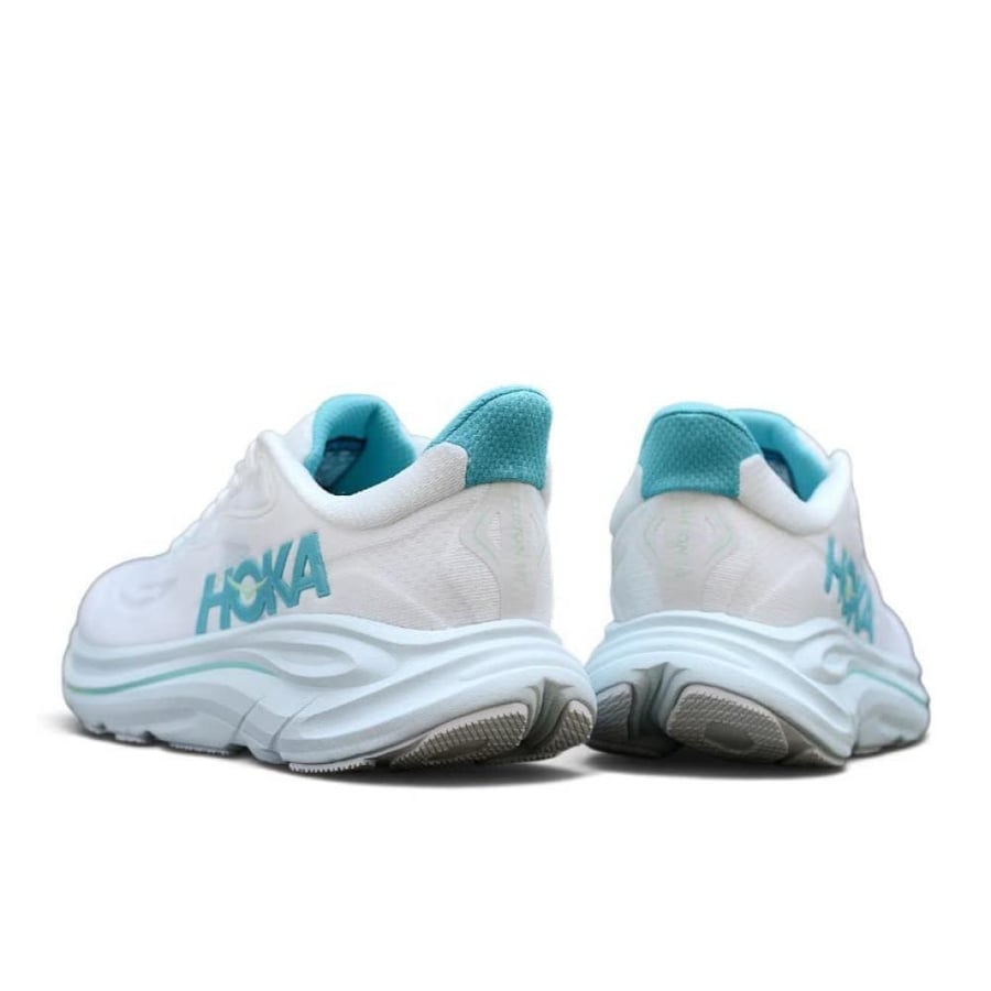 HOKA Clifton 10
