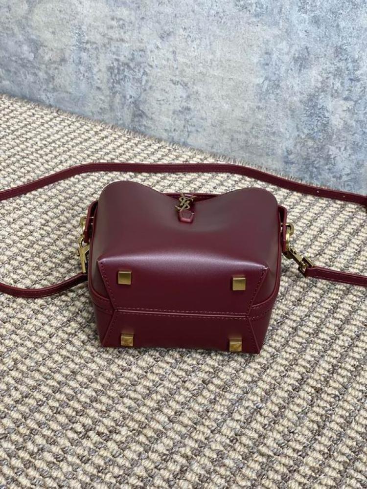 شنطة سان لوران Saint Lauren Le 37 small