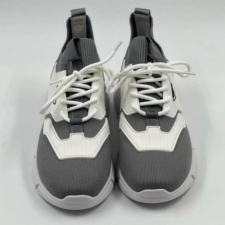 كاجوال PRADA