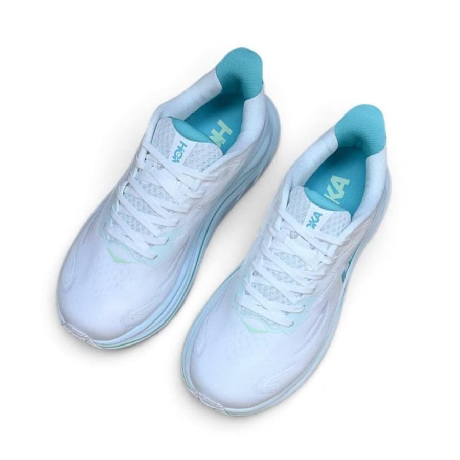 HOKA Clifton 10