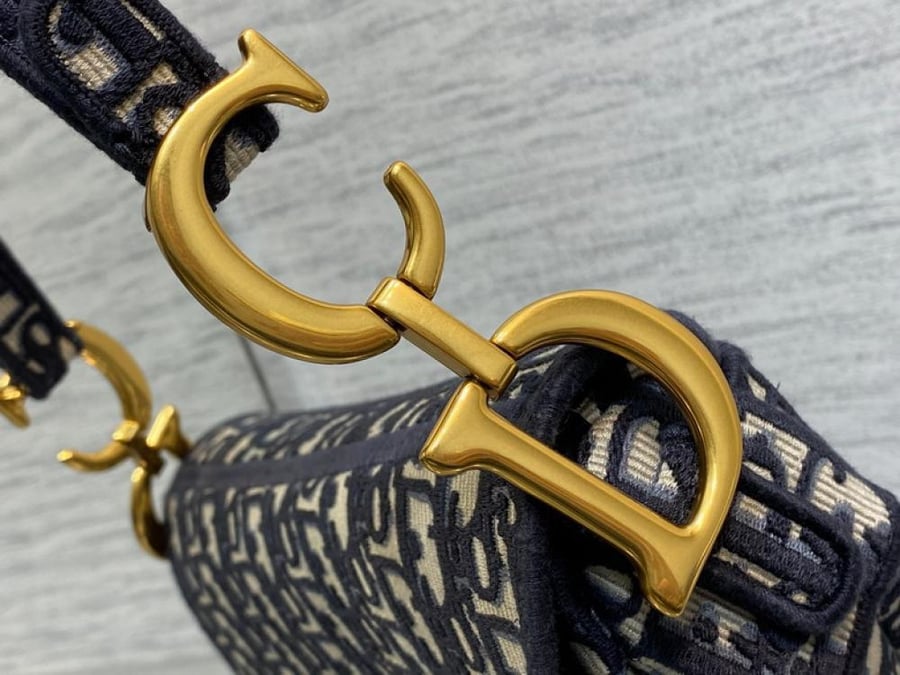 شنطة كريستيان ديور  Christian Dior