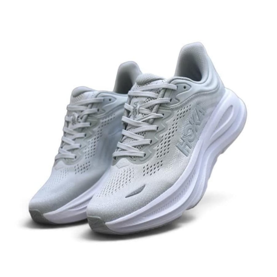 HOKA ONE ONE BONDI 9