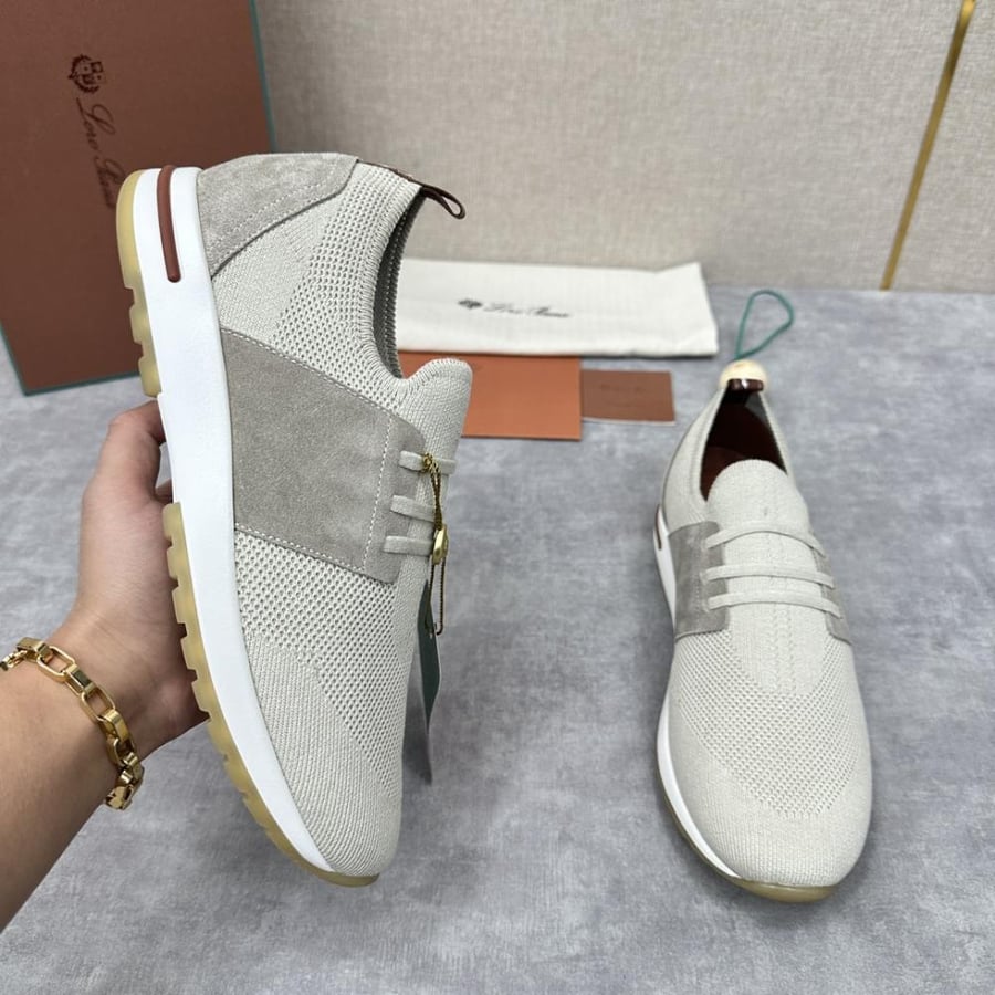 كاجوال Loro Piana
