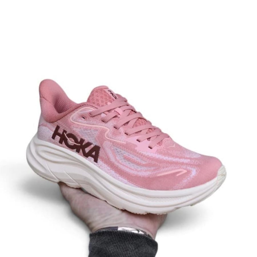 HOKA Clifton 10
