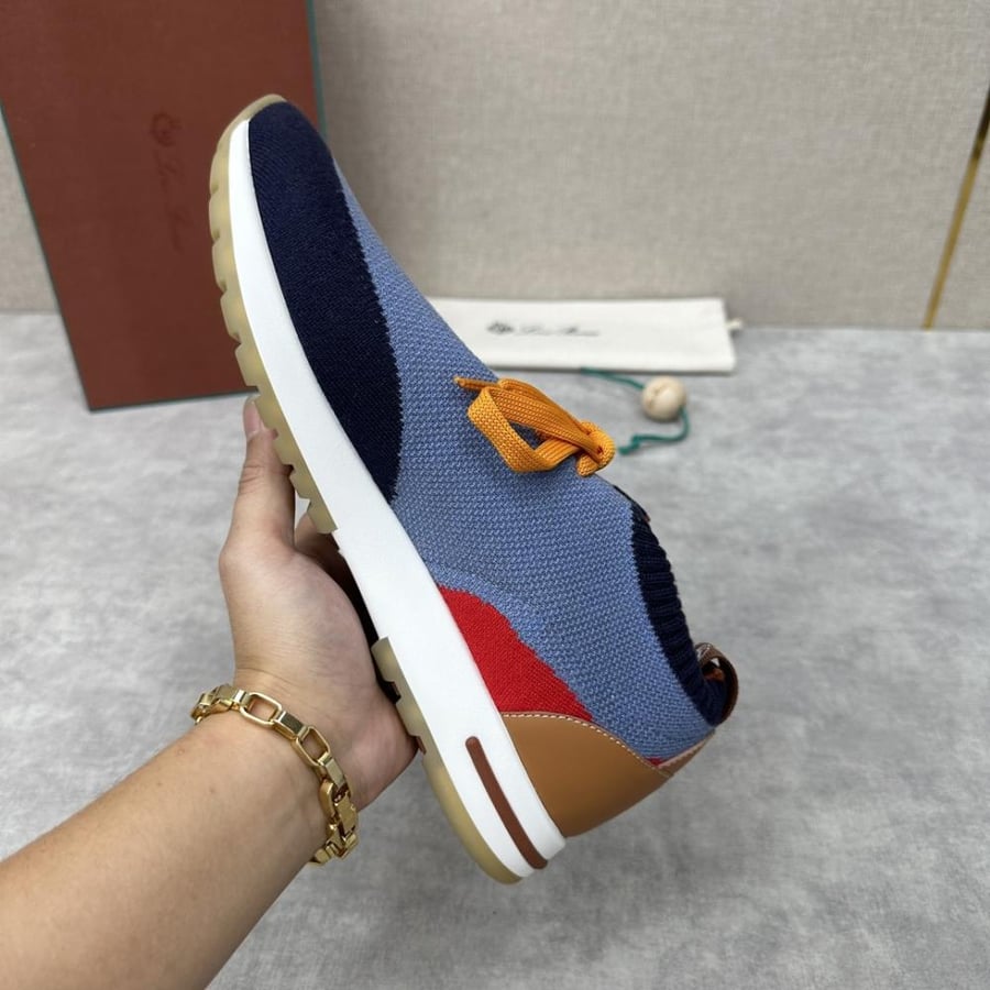 كاجوال Loro Piana