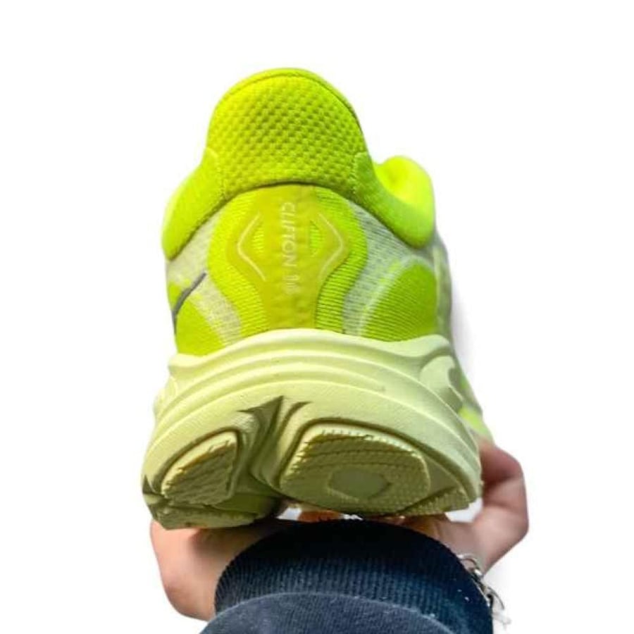 HOKA Clifton 10
