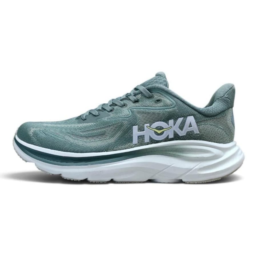 HOKA Clifton 10