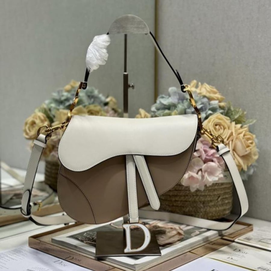 شنطة سادل ديور Dior Saddle