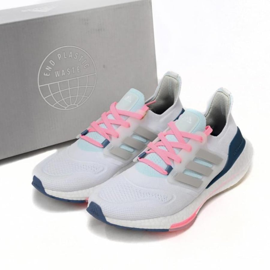 Adidas Ultra Boost 22