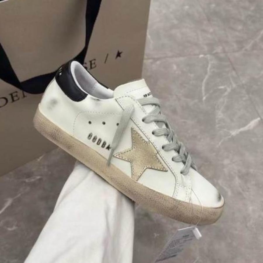 جولدن جوس Golden Goose