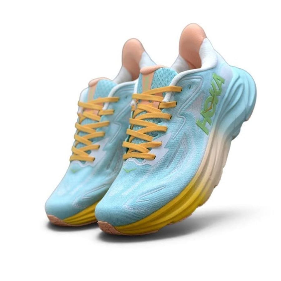 HOKA Clifton 10